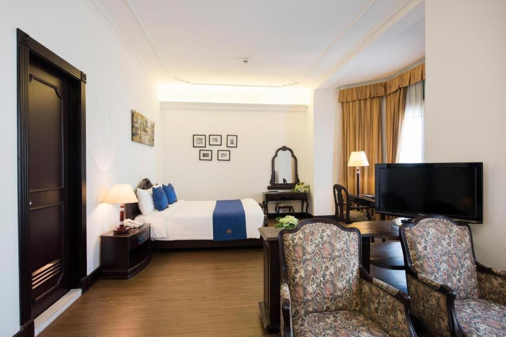 Hoa Binh Hotel Ханой Экстерьер фото