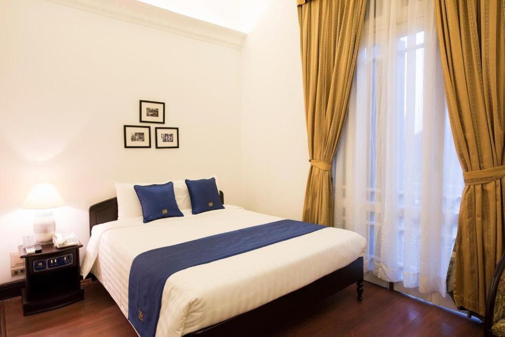 Hoa Binh Hotel Ханой Экстерьер фото