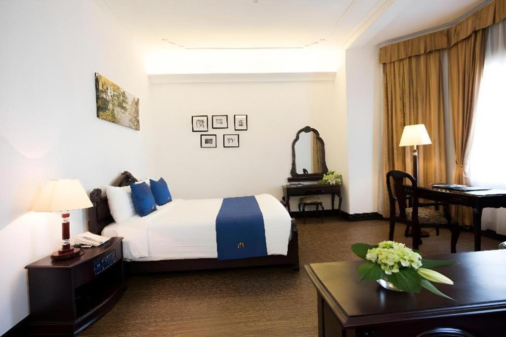 Hoa Binh Hotel Ханой Экстерьер фото