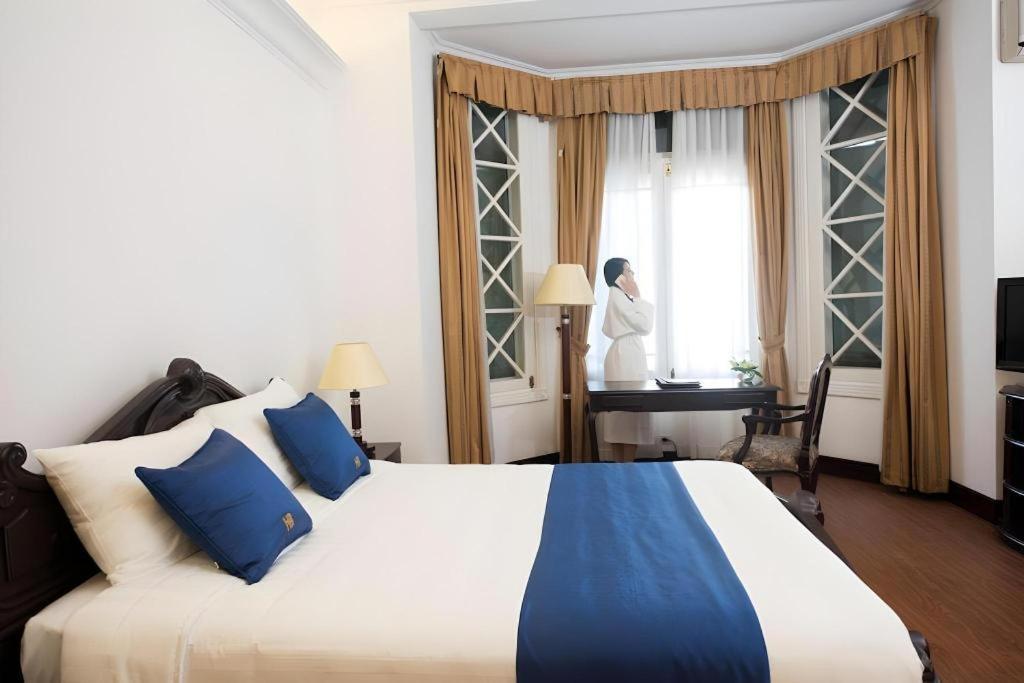 Hoa Binh Hotel Ханой Экстерьер фото