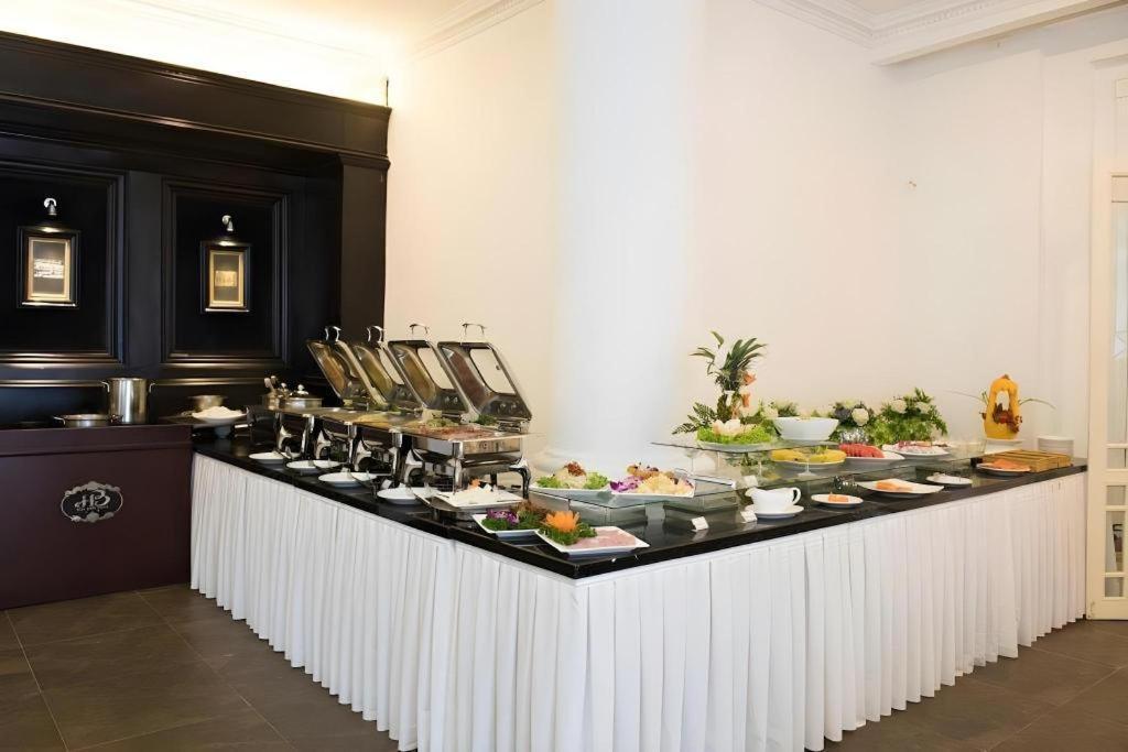 Hoa Binh Hotel Ханой Экстерьер фото